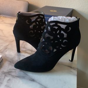 Adrienne Vittadini  black suede sexy ankle boots with back zipper. Size 7
